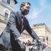 Copertina di Marziani, oggetti volanti non identificati  e contatti persi