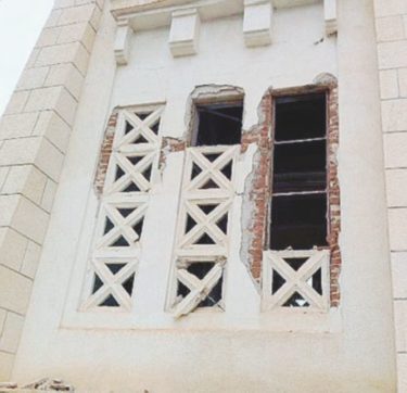 “Le vostre navi da guerra nelle nostre acque”  Poi Tripoli devasta il cimitero italiano