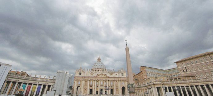 Vatileaks atto secondo, il cerchio si stringe i corvi sono già due e si parla di arresti