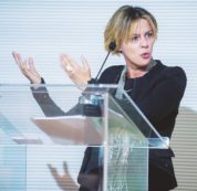Copertina di Roma, la Lorenzin  ci prova: tutti uniti contro il M5S