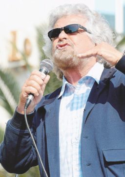 Copertina di Grillo: “Il giornalismo è lento”