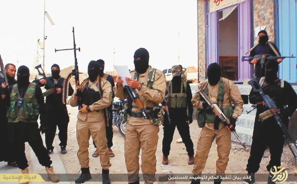 Copertina di Oltre al-Qaeda: lo Stato predatore del Califfo