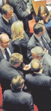 Pacche, sorrisi, sussurri: i lobbisti rifanno la Stabilità