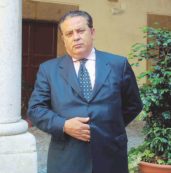 Copertina di “Ateneo abusivo”. L’ultimo scandalo del Barone rosso