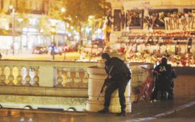 Copertina di Fifa bleue, la normalità impossibile dei parigini