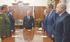 Copertina di Putin manda Raqqa all’inferno