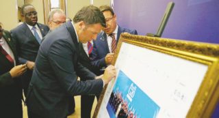 Copertina di Ma Renzi e l’Europa non vogliono la guerra