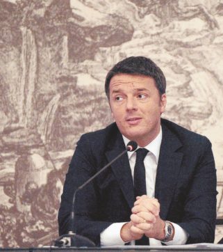 Copertina di “No a leggi speciali”: Renzi non si accoda a Hollande