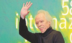 Copertina di Carpenter, musica per film immaginari