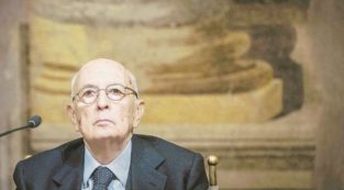 Copertina di Giorgio non è più re ma vuole evitare il Borsellino quater