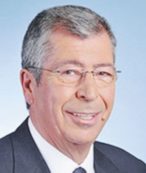 Copertina di Il sindaco che imbarazza la Francia trova il capro espiatorio: Molenbeek