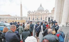 Copertina di Giubileo, buco Capitale Ospedali, polizia, cantieri: niente di pronto
