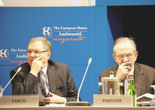 Renzi cede a Bruxelles. Le banche si salvano da sole