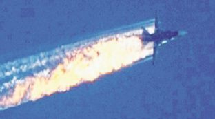 Copertina di Fuoco tra alleati anti-Isis Putin: “Pugnalati alle spalle”