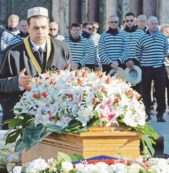 Copertina di L’ultimo saluto dell’Imam: “Non è morta in nome di Allah”