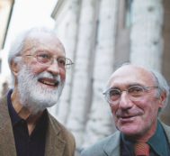 Copertina di Smobilitazione Repubblica. Valentini via, Scalfari forse