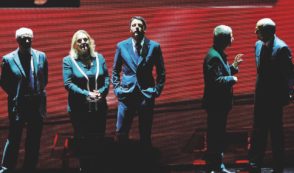 Copertina di “Renzi non è un riformista  e ha salvato il Giaguaro”