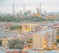 Copertina di Il nono decreto salva-Ilva Renzi: “Vendere nel 2016”