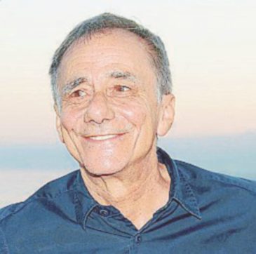 Vecchioni all’università: “Sicilia isola di merda”