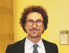 Copertina di “Se il Pd cambia i nomi li eleggiamo insieme”