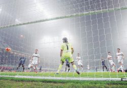 Copertina di Altro che “palle inattive”: la punizione è un’arte