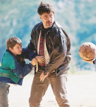 Copertina di Bosnia 1995, Benicio del Toro  e gli “idraulici della guerra”