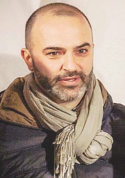 Bologna, Bugani presenta la lista: ma c’è un’altra sfidante