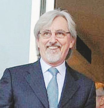 All’Enpam dopo il “buco” i regali: 40 mila euro in più al presidente