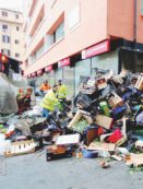 Copertina di Guerra dei rifiuti, l’arma 5Stelle. Ecco il dossier che accusa il Pd