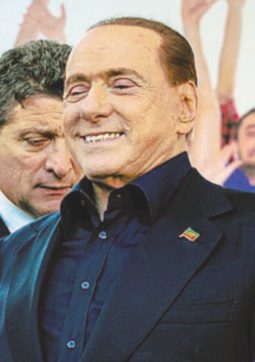 Copertina di Berlusconi si sveglia e va all’attacco  dei due Mattei