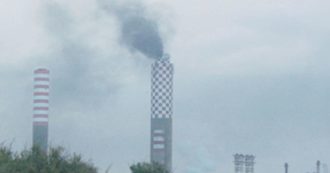 Copertina di Otto Paesi Ue contro Meloni che vuol sospendere il sistema di scambio delle quote di emissione: “Essenziale per rafforzare l’industria”