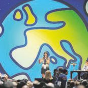 Copertina di L’esposizione dei gufi che non indigna più