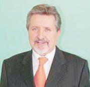 Copertina di “È vero, ero sindaco e ho venduto i terreni  Però  i permessi li ha dati l’ufficio tecnico”