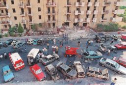 Copertina di Accuse e falsi pentiti, i pm smemorati su via D’Amelio