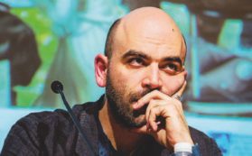 Copertina di “Roberto Saviano non invitato alla Buchmesse, spazio ad altre voci”. Assente per motivi politici?