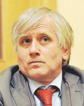 “Fassino è di sinistra? Se lo dice Renzi…”