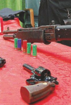 Kalashnikov e pistole “per un attentato” Un arresto a Foggia