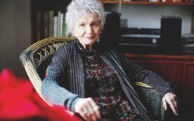 Copertina di Pacatezza violenta: Munro e i suoi sentieri imprevedibili