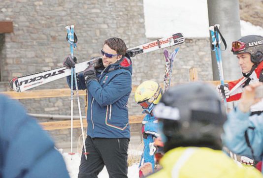 Il premier, Courmayeur e la questua dei tanti aspiranti a Banca Intesa