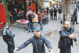 Copertina di Eliminato l’assassino senza una causa che aveva seminato terrore a Tel Aviv