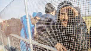 Copertina di Le promesse tradite dell’Europa che uccide anche con le parole