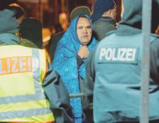 Copertina di L’integrazione è un buco nell’acqua