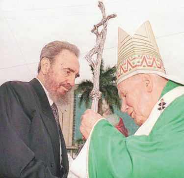 Gli anti-castristi: “Fa solo pubblicità al regime”