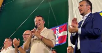 Copertina di Salvini al comizio senza barba: “Una promessa che ho fatto a un amico. Che si chiama Silvio…”