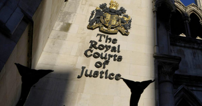 Londra, Corte d’Appello dà il via libera a staccare la spina al 12enne Archie Battersbee: respinta l’ultima richiesta dei genitori
