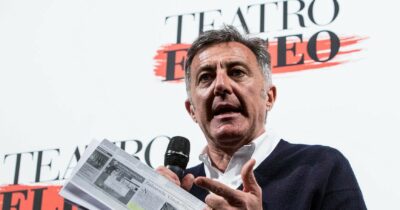 Copertina di “Quaranta milioni di debiti per Luca Barbareschi, l’inchiesta di Report e la mancata vendita del Teatro Eliseo, due fiction Rai bloccate”: lo rivela Italia Oggi