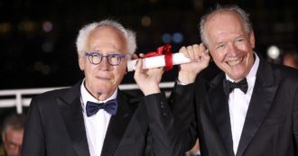 Copertina di Addosso alle immagini, il cinema dei fratelli registi Dardenne nella penna di Luc: diario minimo di una carriera tra il 1995 e il 2005