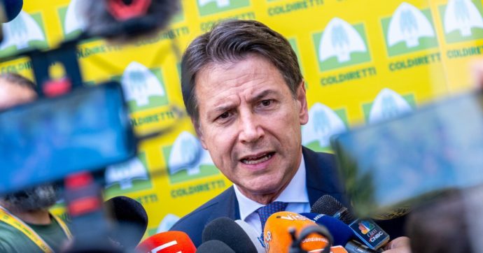 Conte: addio al Pd. E insiste sulla deroga ai due mandati