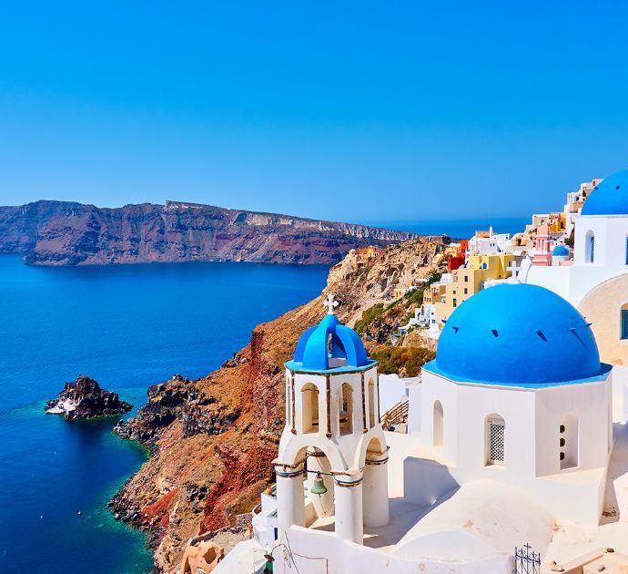 Grecia, sfumature isolane di una vacanza estiva che funziona per tutti