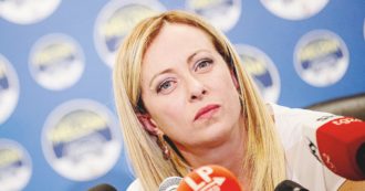 Copertina di Il gioco dell’estate: “Cercasi tecnico che faccia il premier al posto di Giorgia”